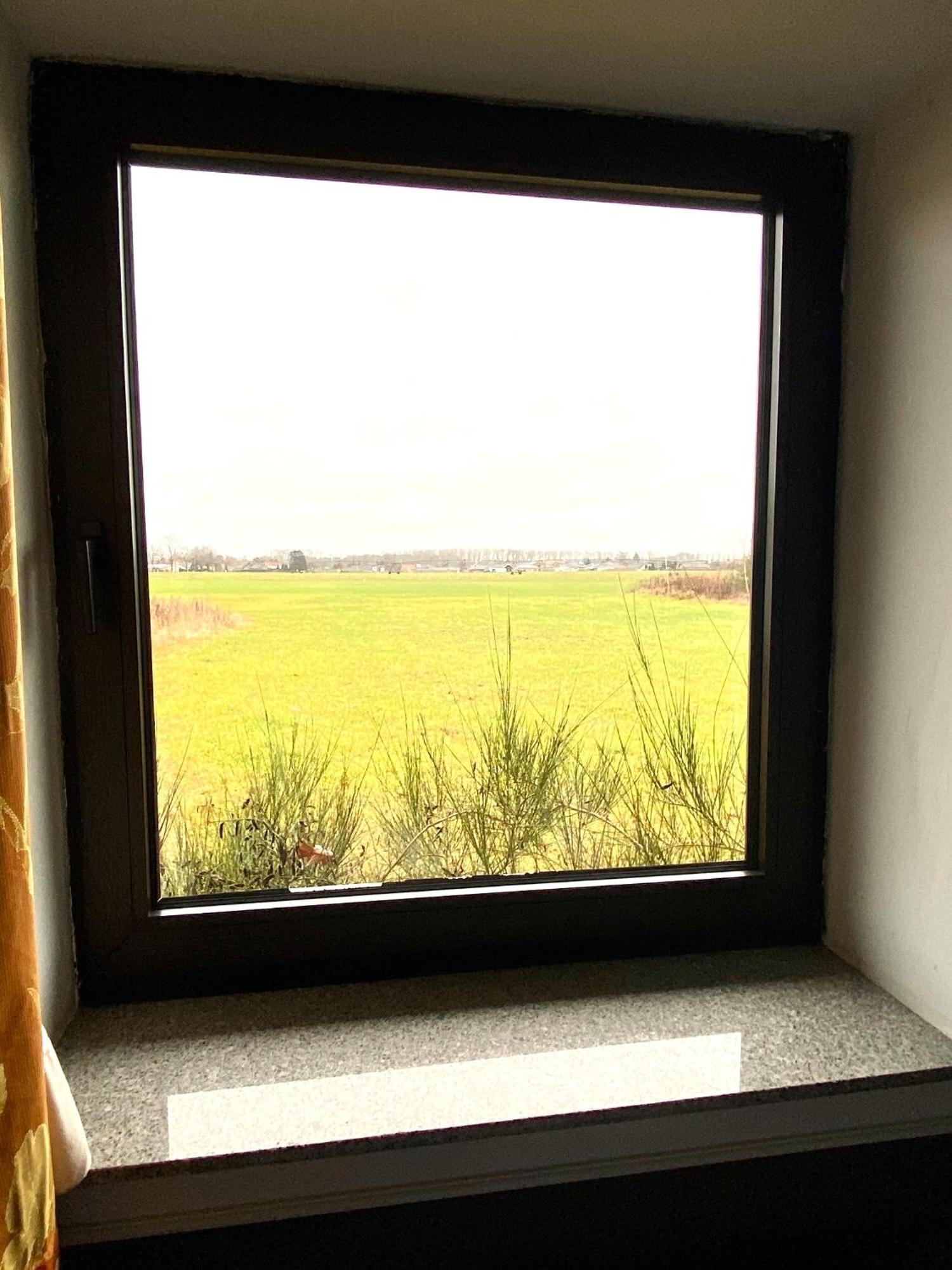 Hotel Castellana Lessien ภายนอก รูปภาพ